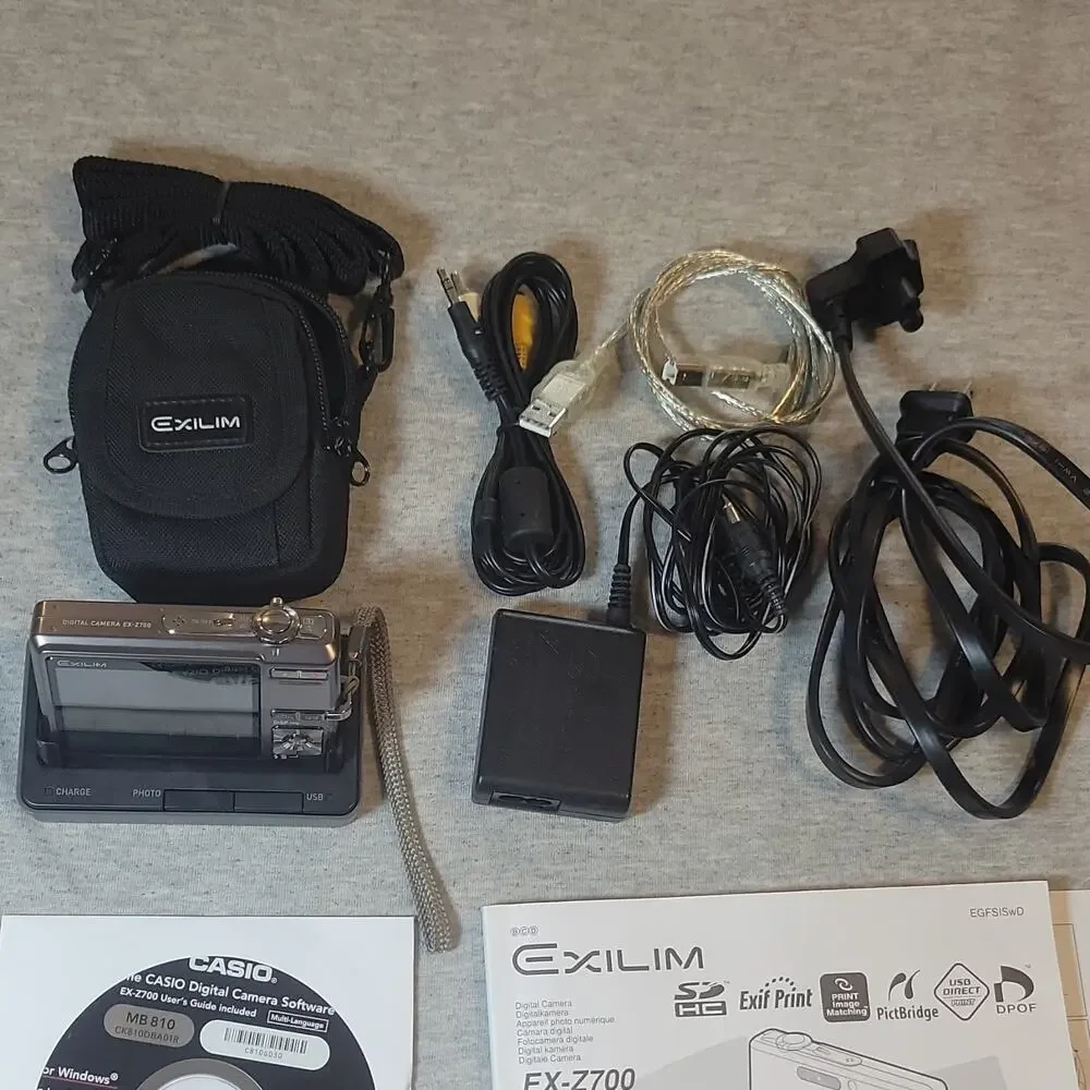Casio Exilim EX-Z700 7.2MP Digital Camera Tested Works w/ Box Lots Accessories